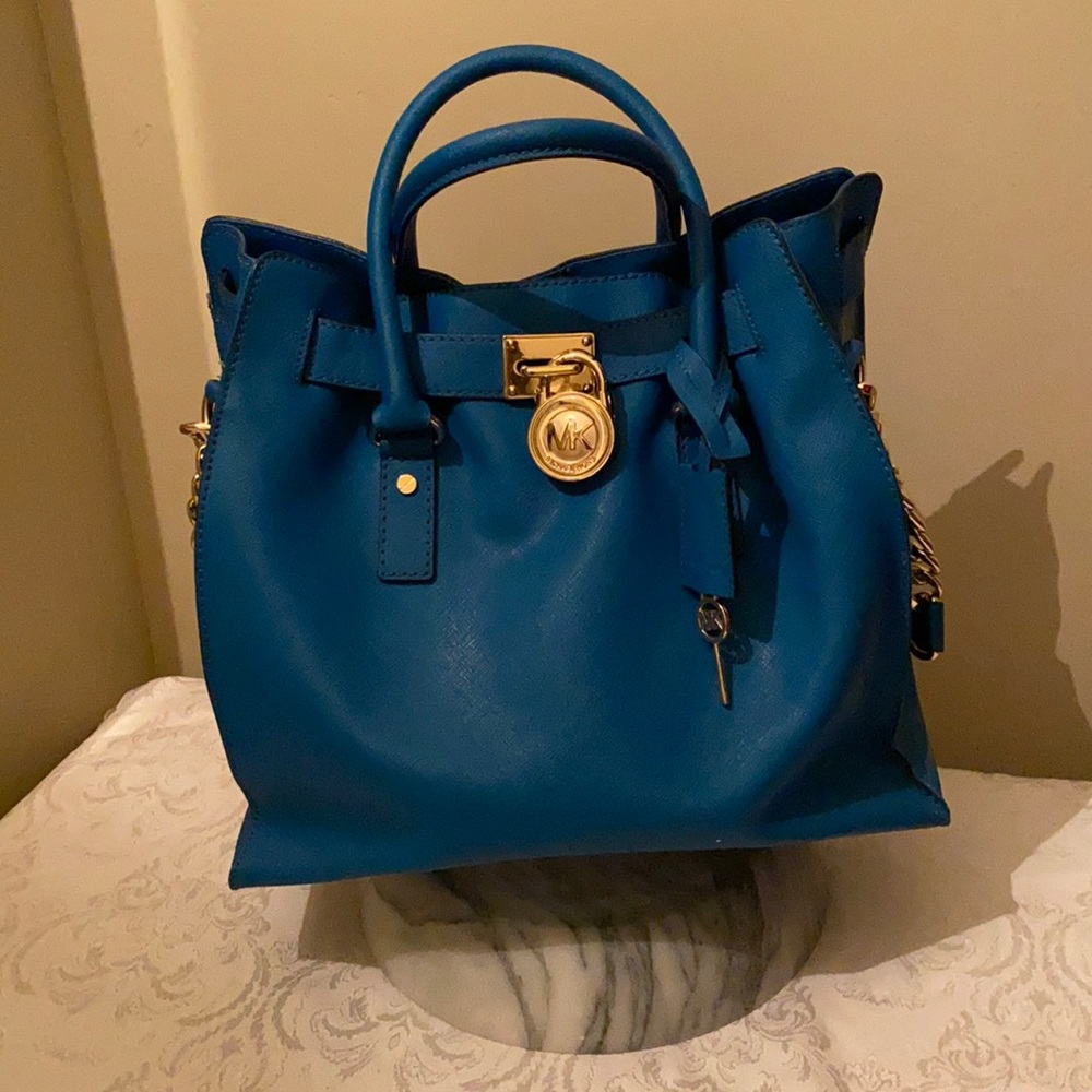 A Turquoise Tote worth its weight in gold.